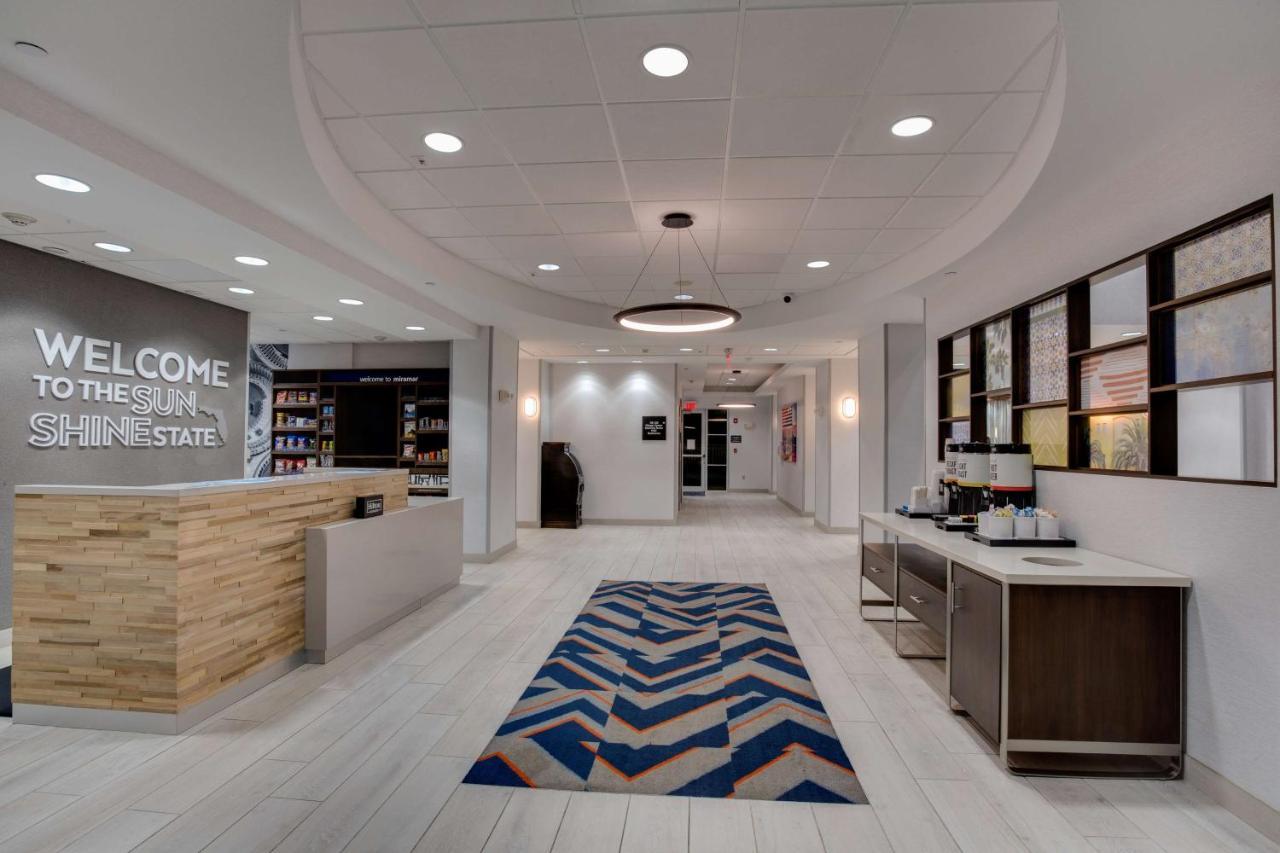 Hampton Inn & Suites Fort Lauderdale - Miramar Exterior foto